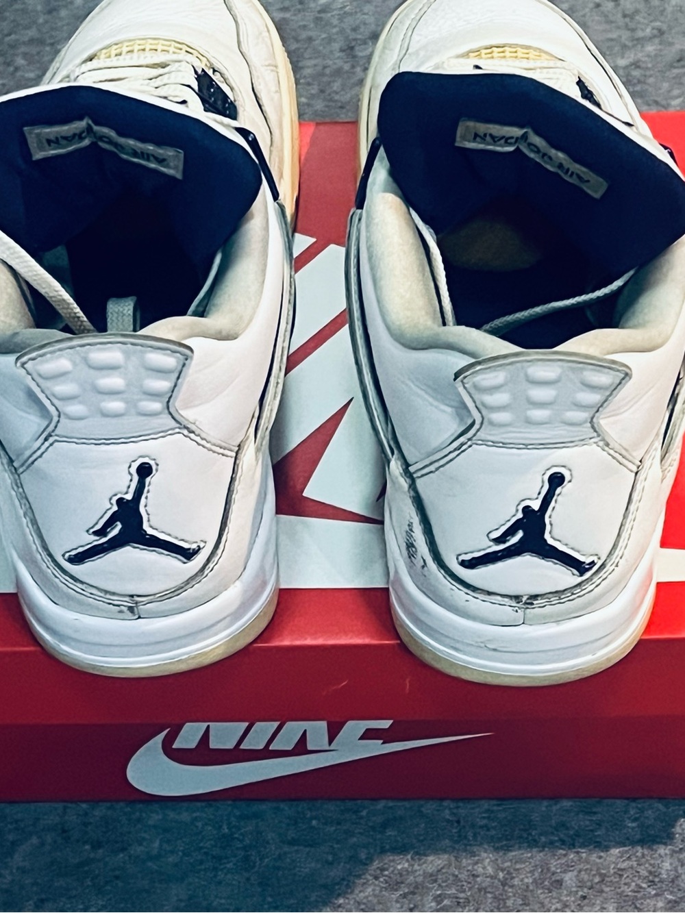 Nike Air Jordan 4 VI Retro Purple
Metallic White Mens - Picture 5 of 12